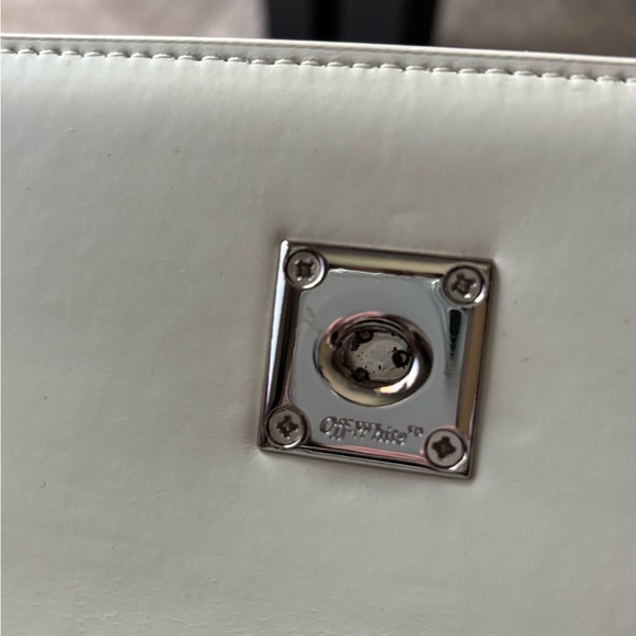 off white bag - Picture 3 of 5